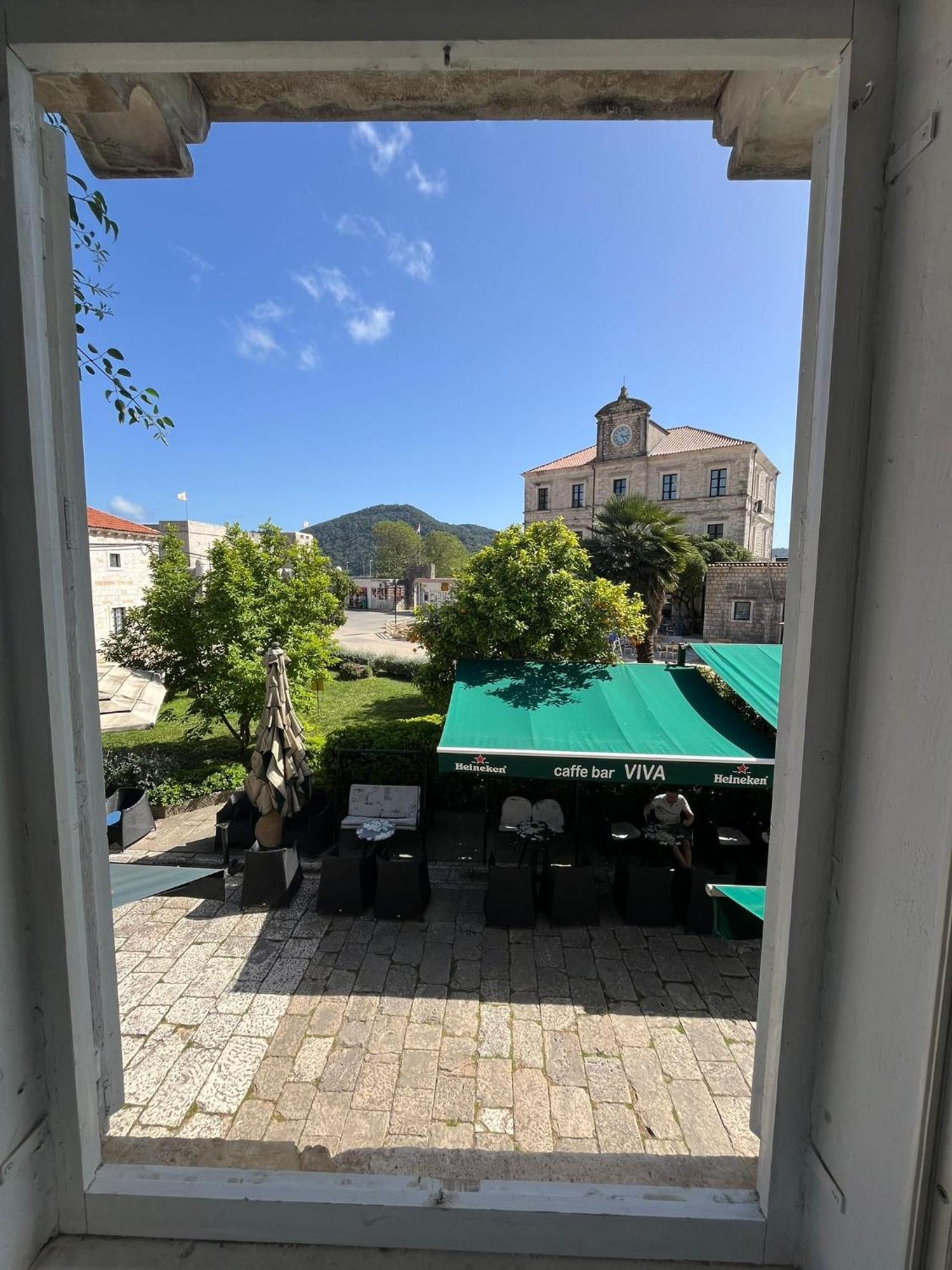 Main Street Ston